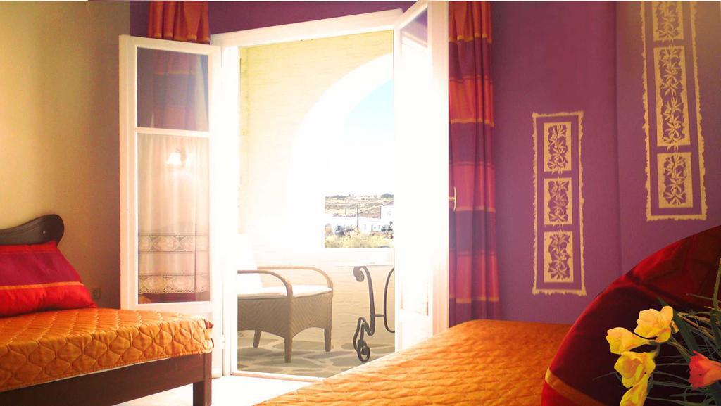 Antirides Hotel Naousa Eksteriør billede